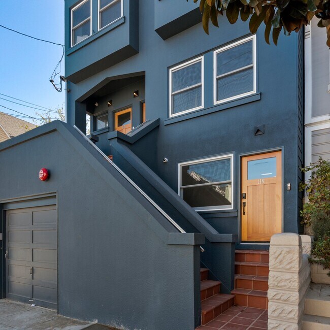Private Front Entrance - 114 Precita Ave
