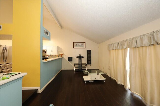Building Photo - 12604 Newbrook Dr