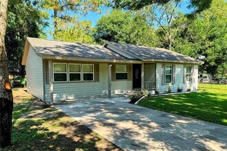 Building Photo - 810 NW 59th Ct