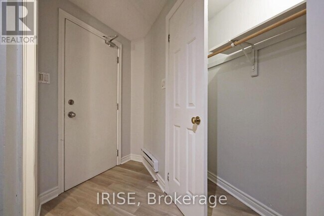 Photo du bâtiment - 64 Northcote Ave