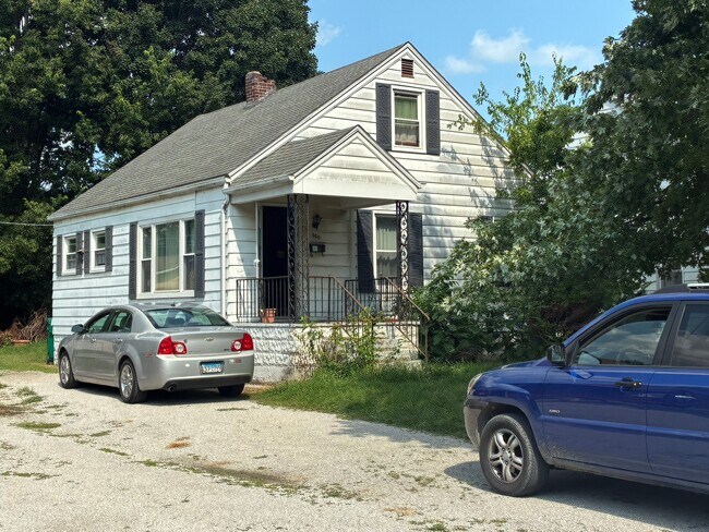 Building Photo - 505 Chaudet Ave