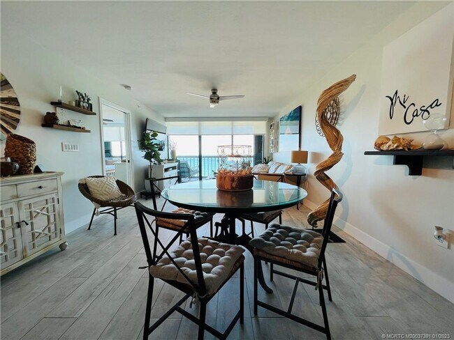 Foto del edificio - 8880 S Ocean Dr