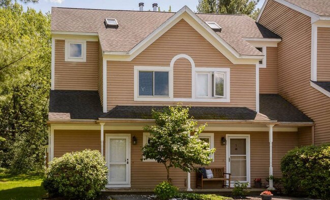 Foto del edificio - 5 Hillcrest W