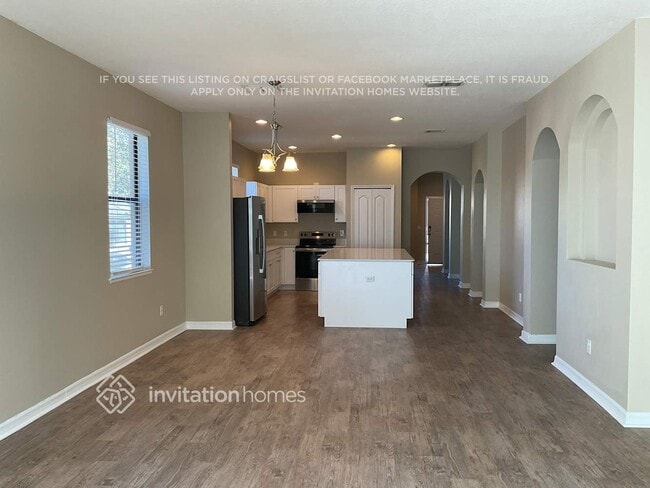 Foto del edificio - 641 Arbor Pointe Ave