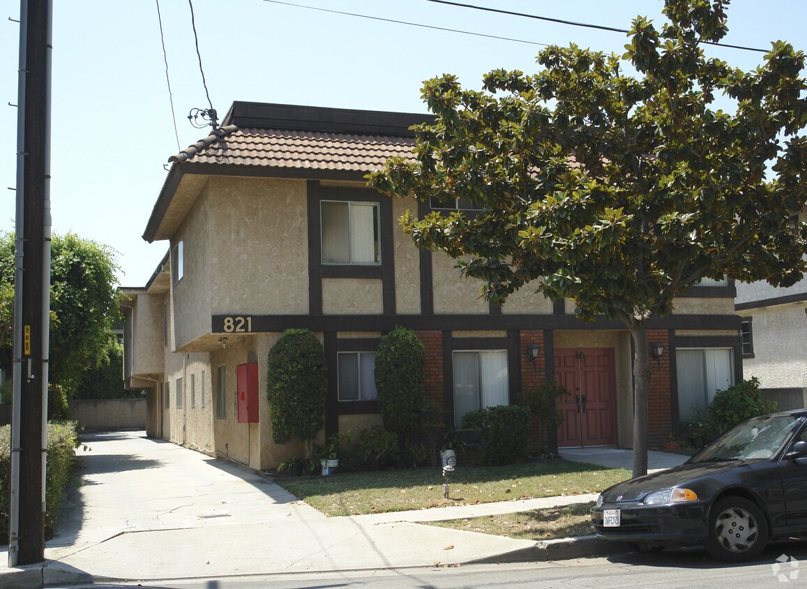 Primary Photo - 821 N Monterey St