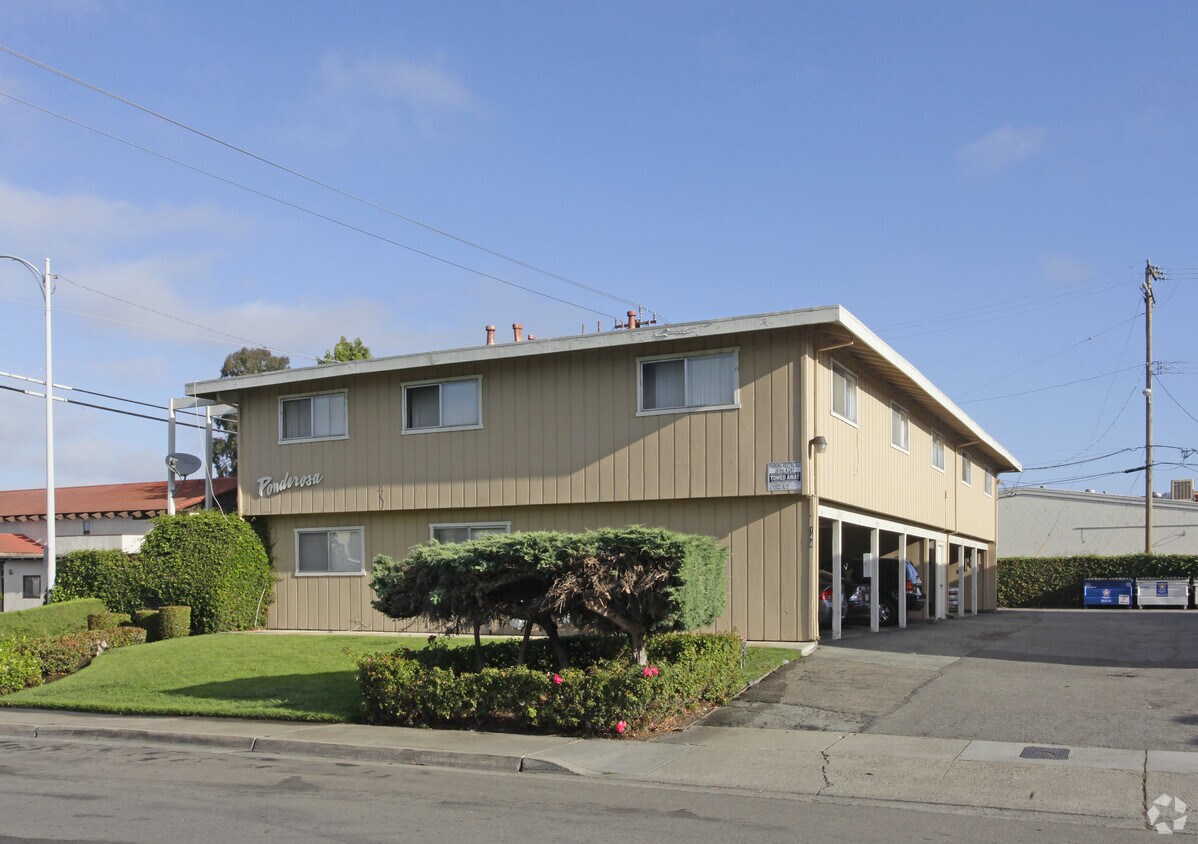 Primary Photo - Ponderosa Apartments
