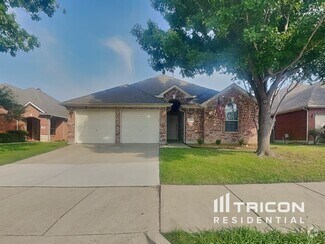 Building Photo - 9901 Glenshee Dr