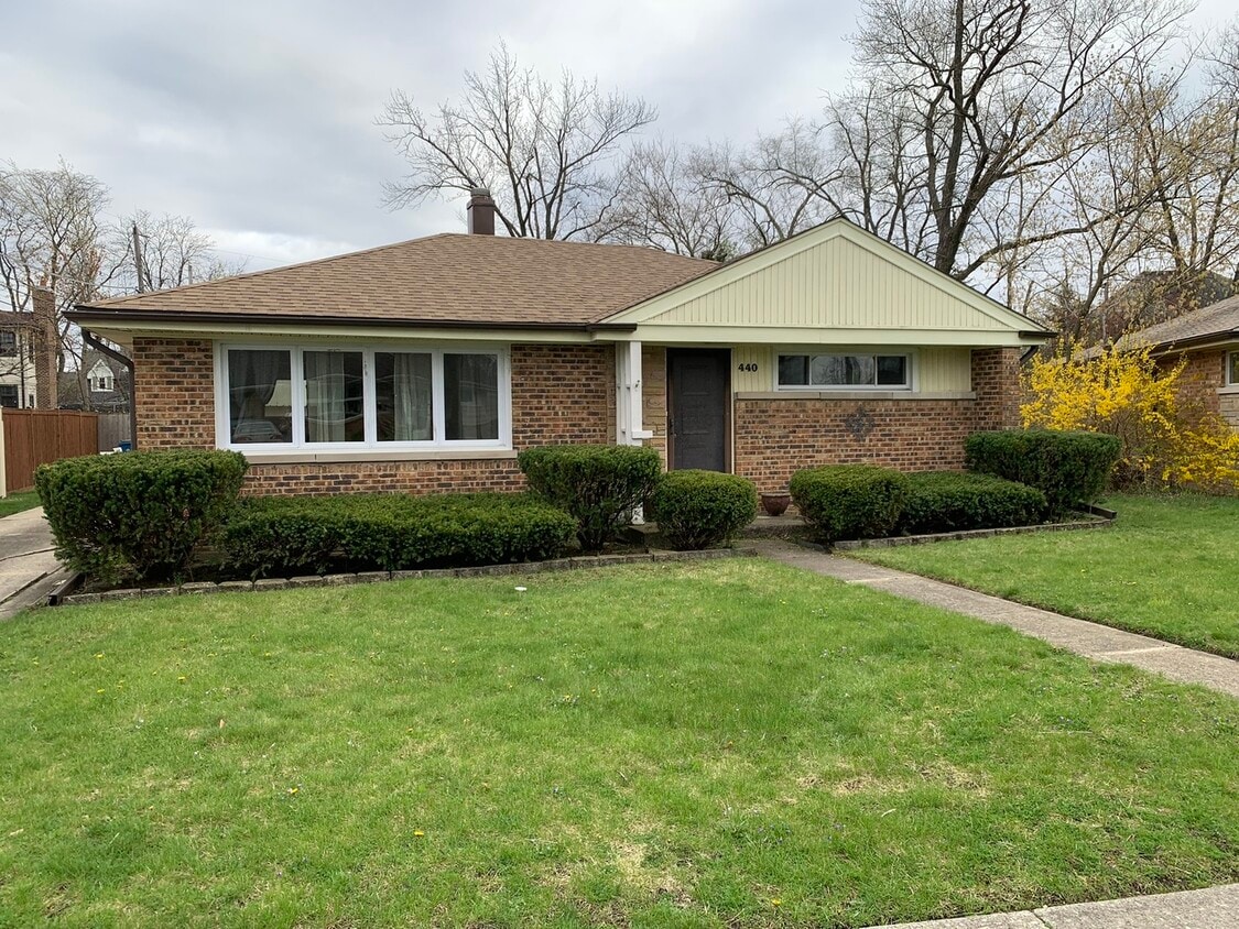 Primary Photo - 440 Ida Ln