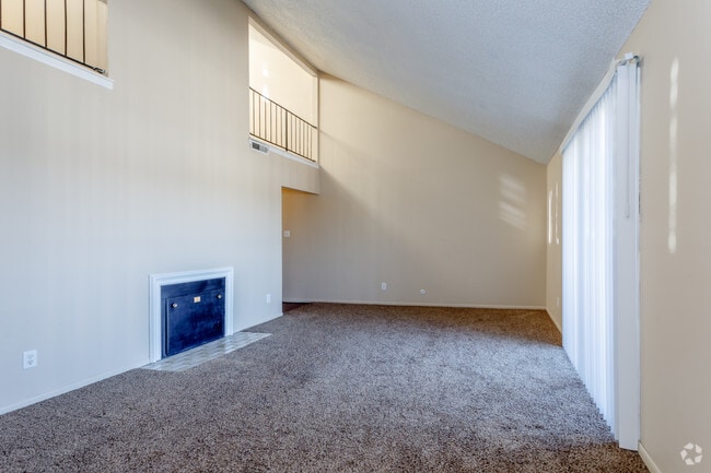2BR, 2BA Loft - 1280 SF - Windchase Flats and Townhomes