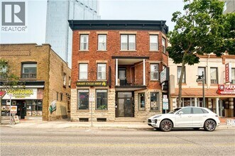 Building Photo - 432 Clarence St