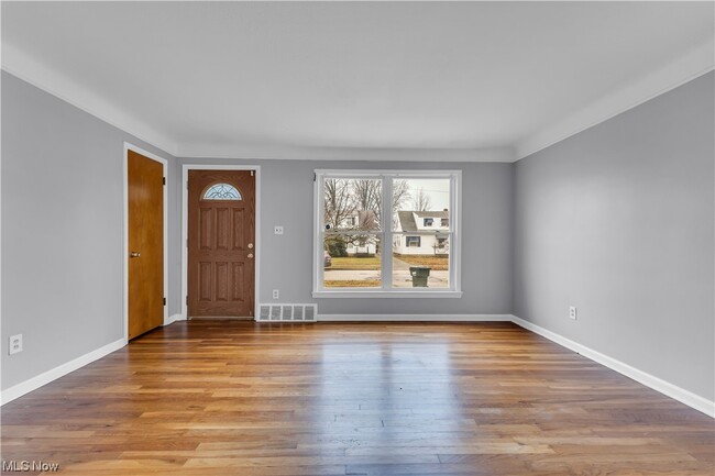 Building Photo - 24581 Hartland Rd