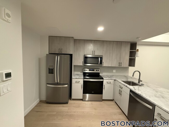 Foto del edificio - 55 Brighton Ave