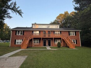Building Photo - 1988 Patterson Ct