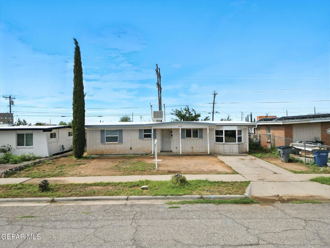 Foto principal - 5520 Edinburg Dr