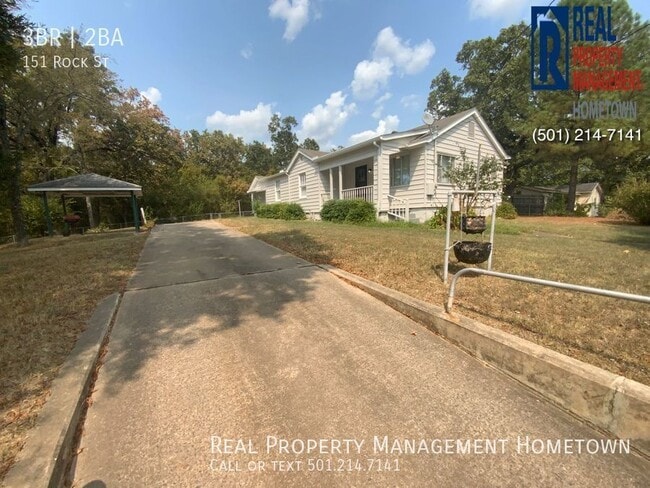Building Photo - Newly Remodeled Home in NLR