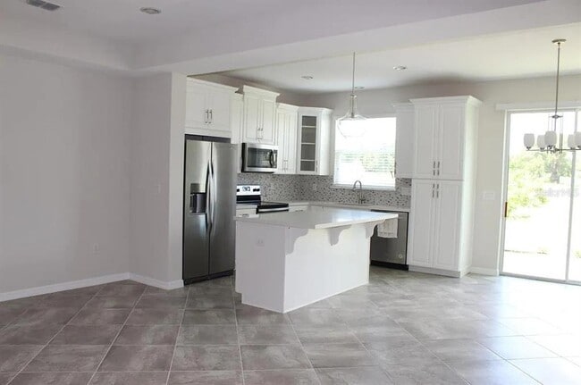 Foto del edificio - 3807 Brighton Park Cir