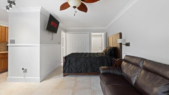 Foto del edificio - 724 NE 2nd St