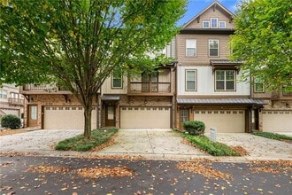 Building Photo - 3233 Chutney Ct