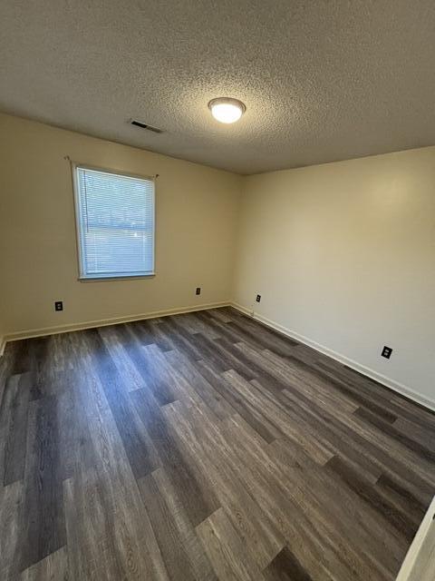 Foto del edificio - 1059 N Guignard Dr