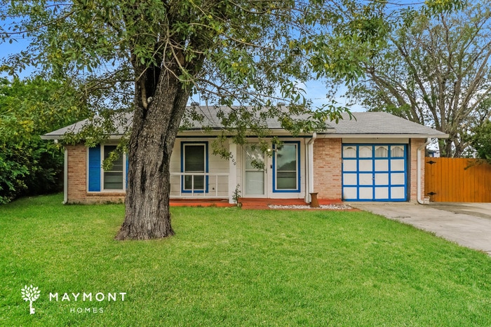 Foto principal - 3 Bedroom San Antonio Home