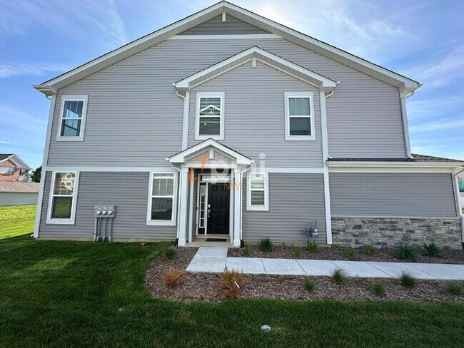 Foto del edificio - 8346 Kannon Dr