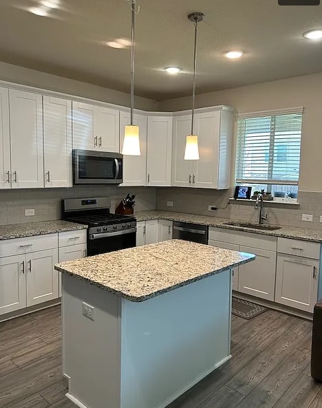 Building Photo - 713 Feldspar Way