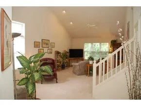 Building Photo - 2120 S Azalea Ln