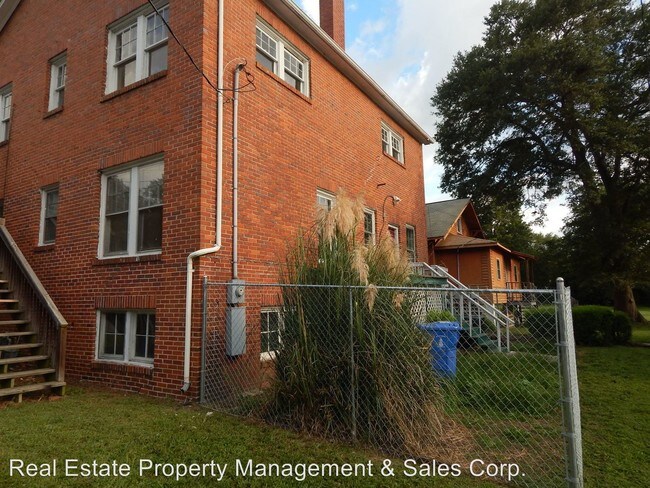 Building Photo - 500 N Morgan St