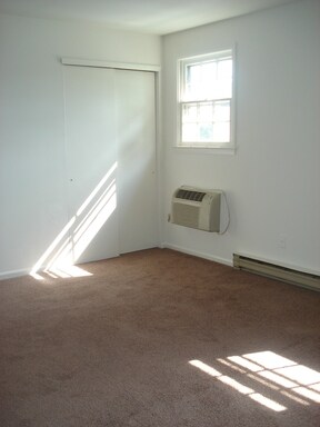 Building Photo - 4868 Liberty Ln