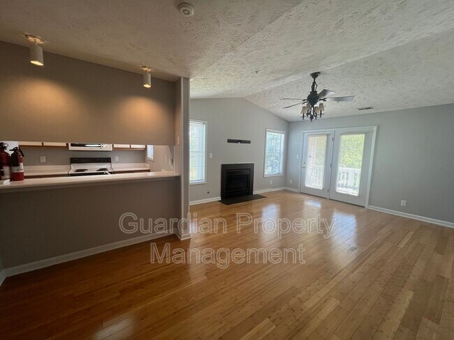 Foto del edificio - 216 Waterdown Dr