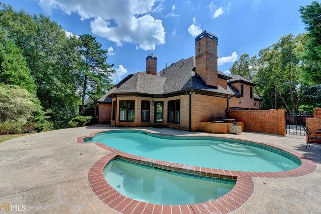 Building Photo - 8125 Formby Ct