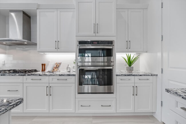 Foto del edificio - 13710 Artisan Cir