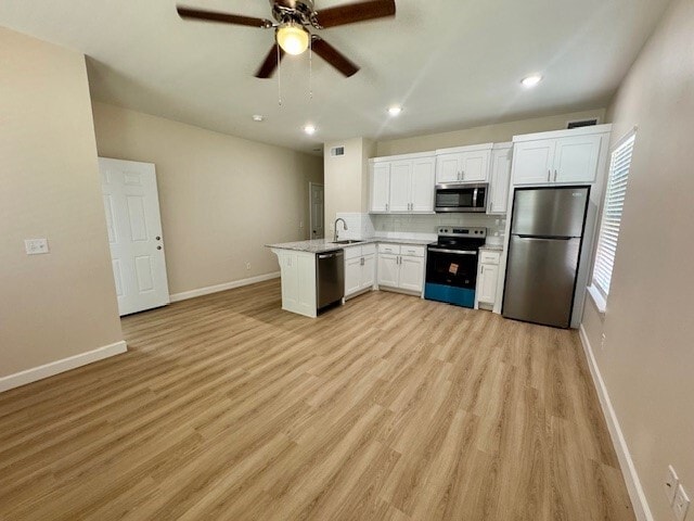 Foto del edificio - 700 E Johnson Ave