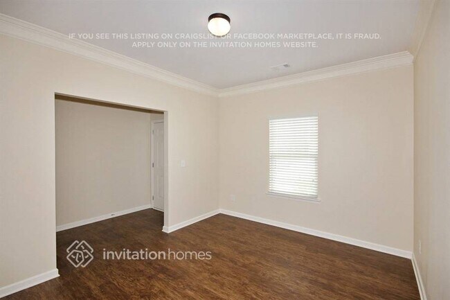 Building Photo - 4002 Oak Field Dr