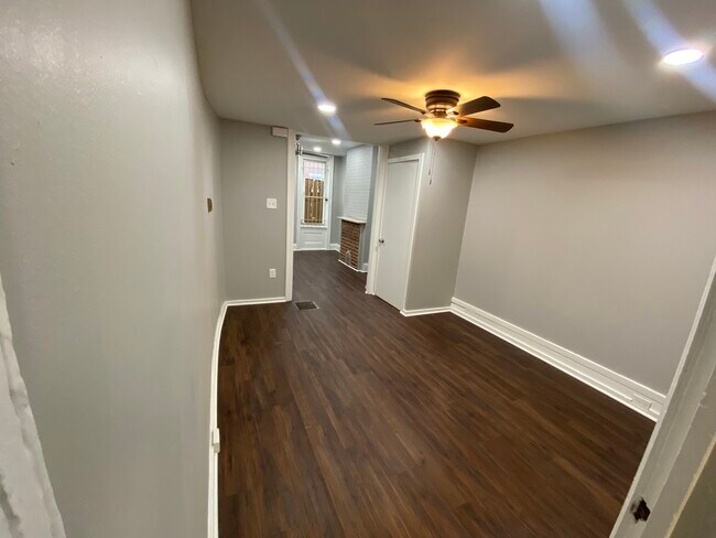 Foto del edificio - 1718 N Lambert St