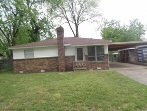 Building Photo - 6406 Pecan Ave