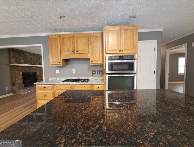 Building Photo - 4103 Renard Way