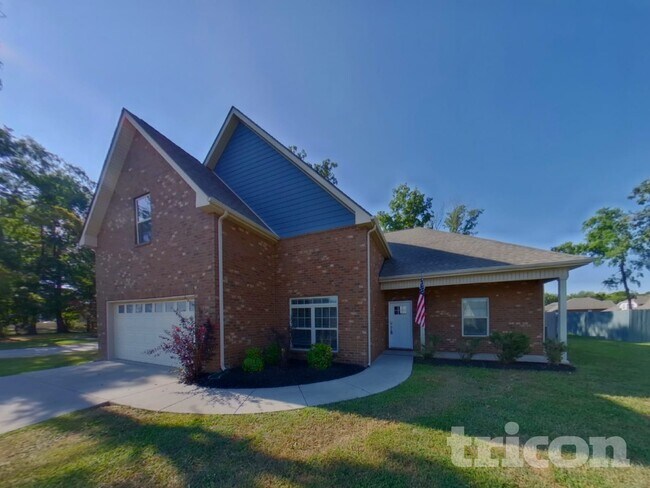 Foto del edificio - 5105 Cloverhill Dr