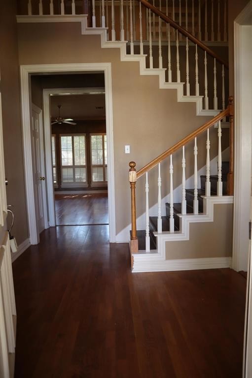 Building Photo - 1208 Hillandale Ct