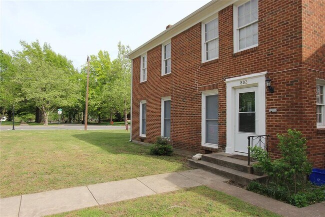 Foto del edificio - 802 NW 15th St