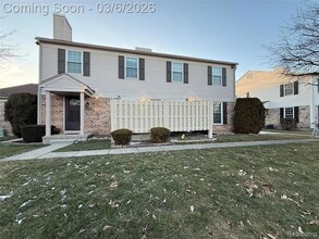 Building Photo - 44585 N Bunker Hill Dr