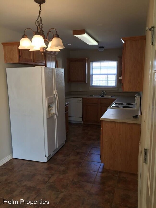 Building Photo - 3 br, 2 bath House - 741 Applegate Lane