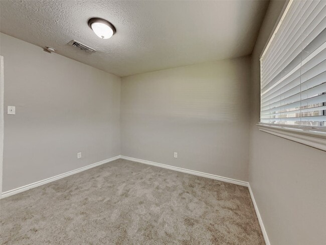 Building Photo - 24107 Lone Elm Dr