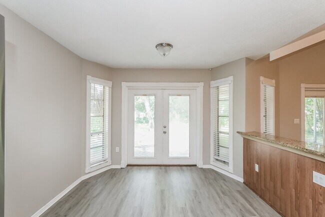 Building Photo - 13403 Woodward Dr