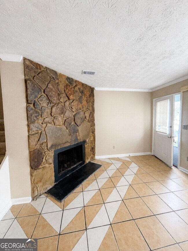 Foto del edificio - 6714 Colchester Pl NW