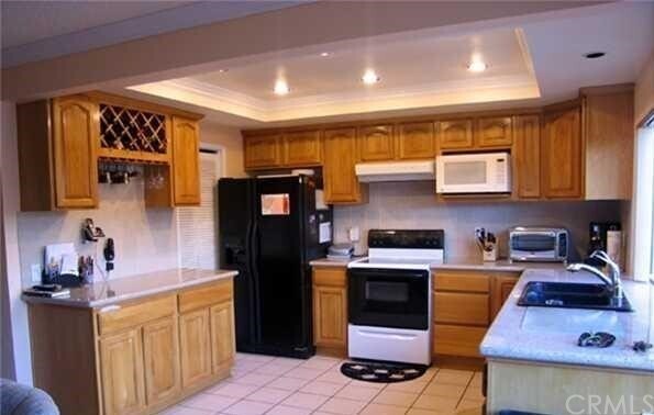 Foto del edificio - 9716 Bloomfield St