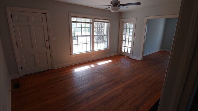 Foto del edificio - Nice 2 bedroom Home