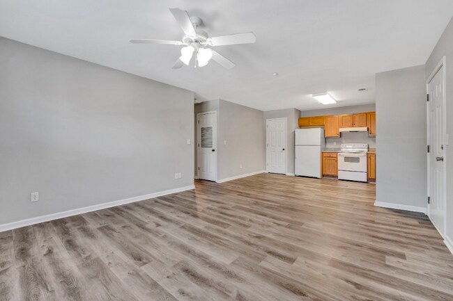Building Photo - 1318 E Durst Ave