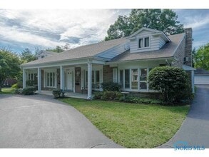 Building Photo - 3783 Hillandale Rd