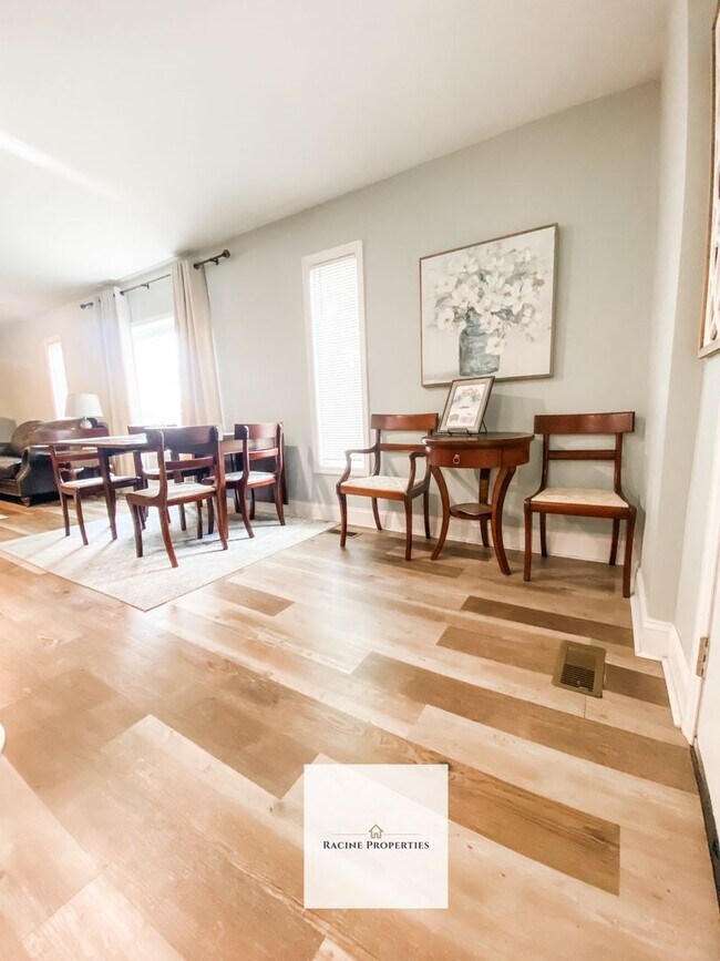 Foto del edificio - Come See This Updated Home in Clinton!